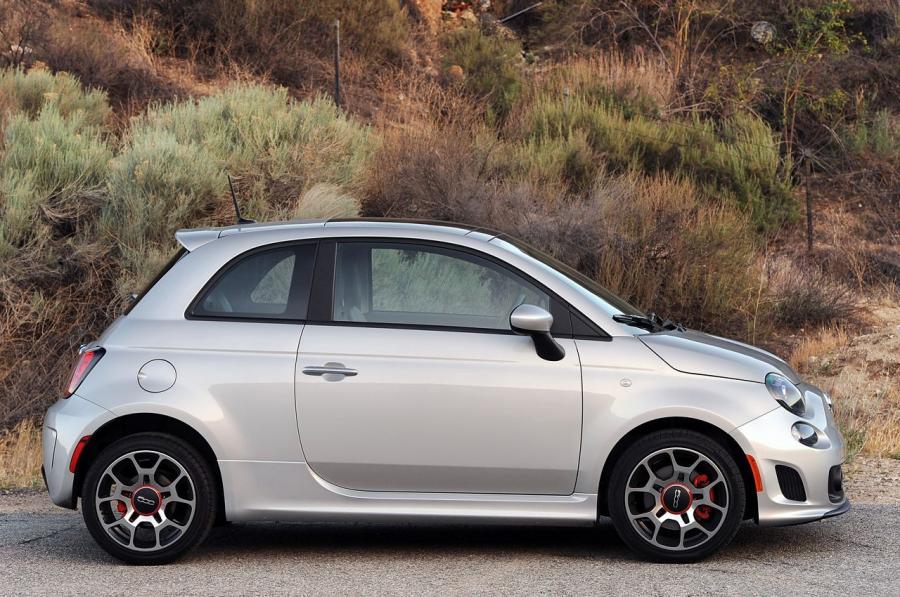  Fiat 500 Turbo 2012 года  (фото 38 из 57)